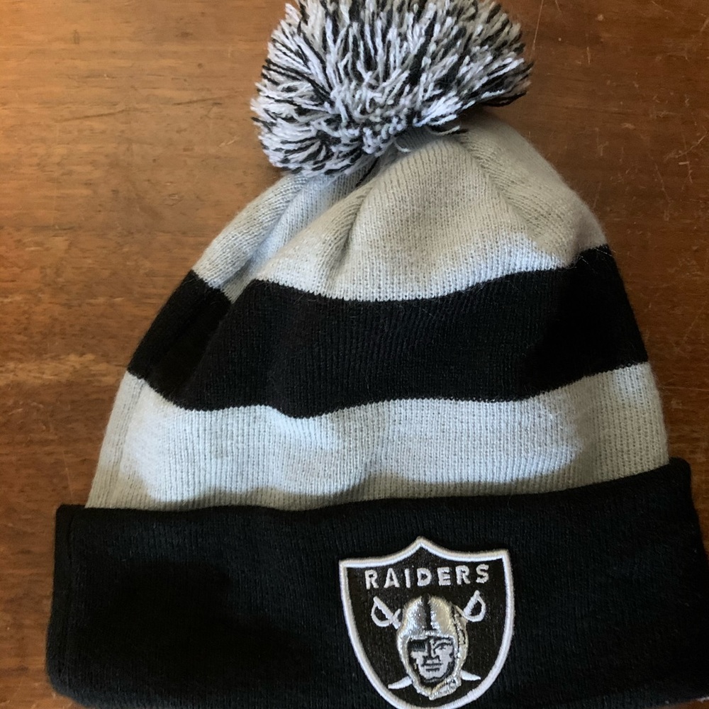 Raider beanie